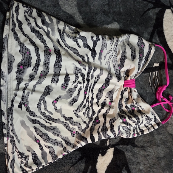 Candies 3 piece bathing suit - Picture 8 of 10